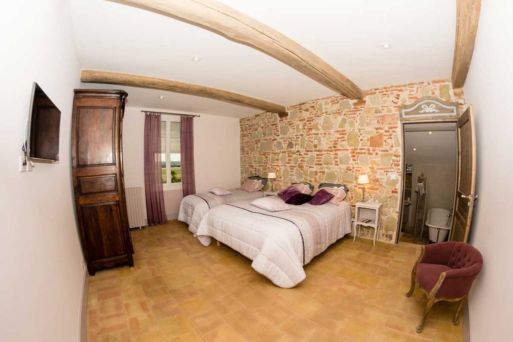 Gîte Le Pré du Roy - 81500 Giroussens - Chambre de la Source