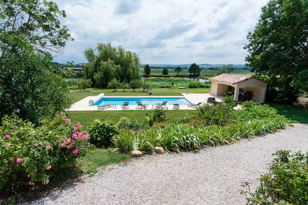 Gîte Le Pré du Roy - 81500 Giroussens - La piscine